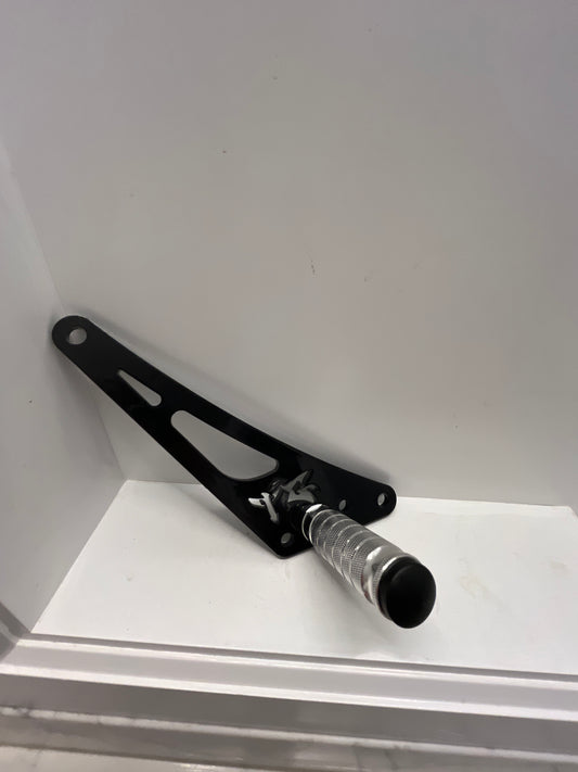 Ultra bee foot lock bracket